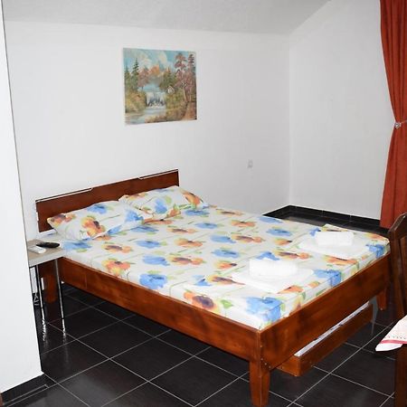 Srebrna Nit Διαμέρισμα Veliko Gradište Εξωτερικό φωτογραφία